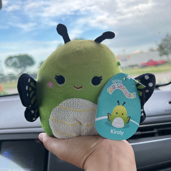 NWT 5” Kirsty the Butterfly Squishmallow - Picture 4 of 10